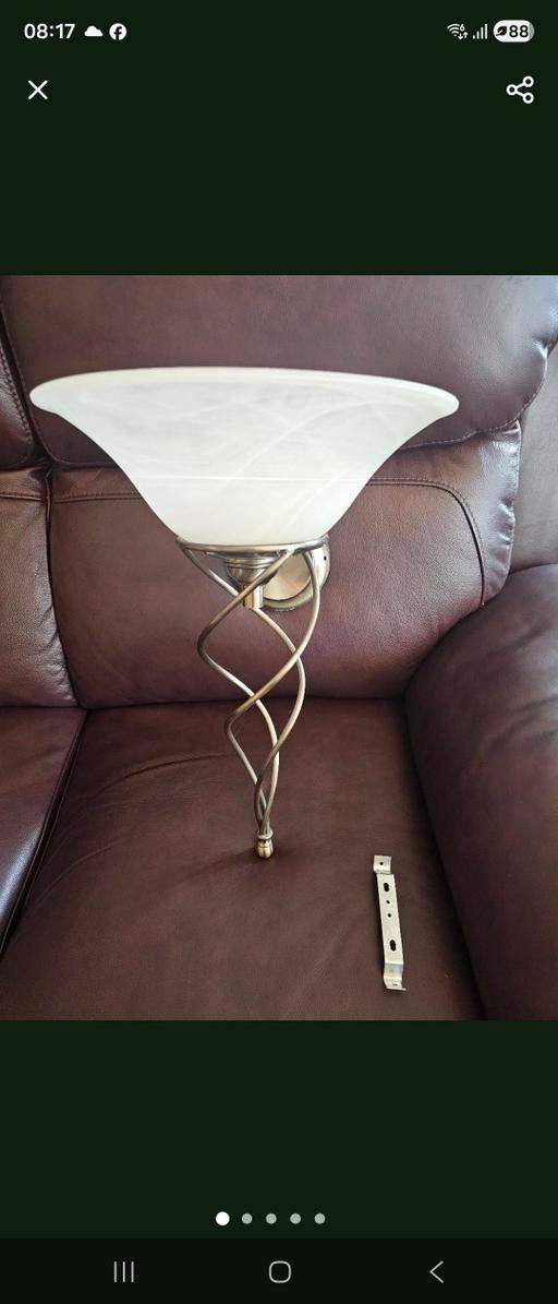 Buy & Sell Pensnett Dudley - Photos for LARGE BRUSHED GOLD WALL LIGHT 18