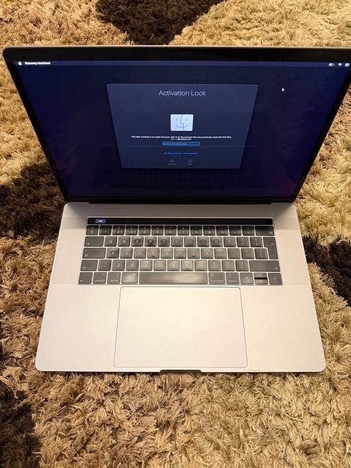 Buy & Sell Bardsley Oldham - Photos for Apple MacBook Pro i7 15.4 inch spares/repair