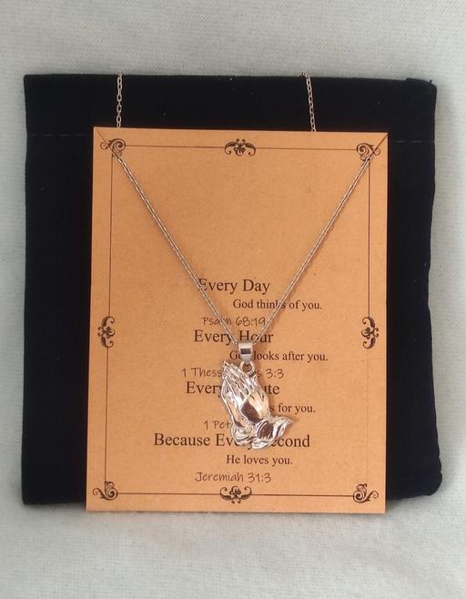 Buy & Sell Grafton Street Industrial Estate West Northamptonshire - Photos for Beautiful necklace chain