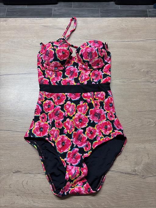 Buy & Sell Duckmanton Chesterfield - Photos for Ladies swim ware
