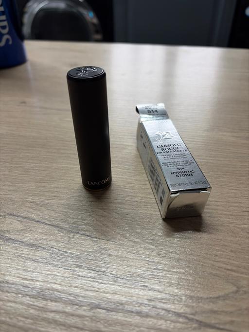 Buy & Sell Duckmanton Chesterfield - Photos for Lancôme lipstick