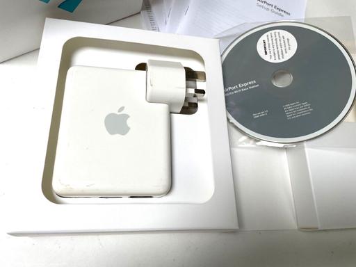 Buy & Sell Borough South East London - Photos for Apple AirPort Express Wireless Router | Boxed