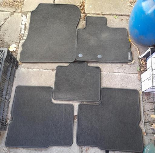 Vehicles Preston South Ribble - Photos for RENAULT SCENIC CAR MATS