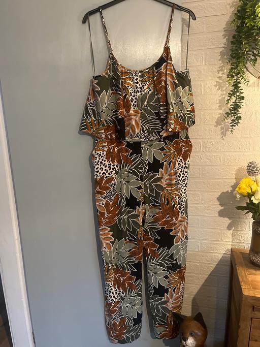 Buy & Sell Conisbrough Doncaster - Photos for Jump suit ladies size 16