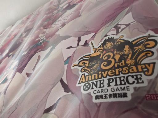 Buy & Sell Cambridge Heath East London - Photos for One Piece TCG - Jewelry Bonney playmat Sealed