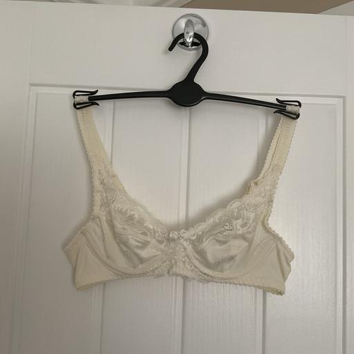 Buy & Sell Roby Knowsley - Photos for M&S Ladies Lace Underwire Bra