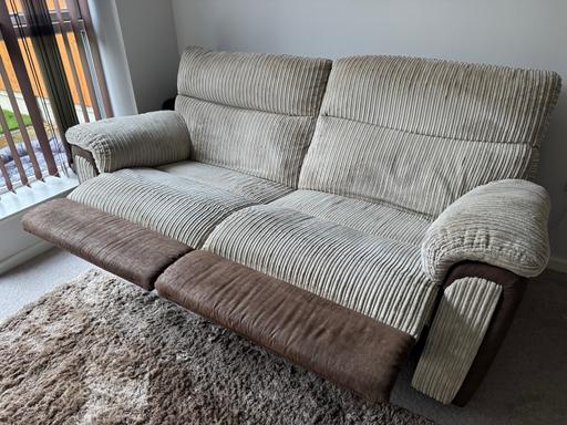 Buy & Sell Castle Green East London - Photos for Recliner Sofa plus matching cushions