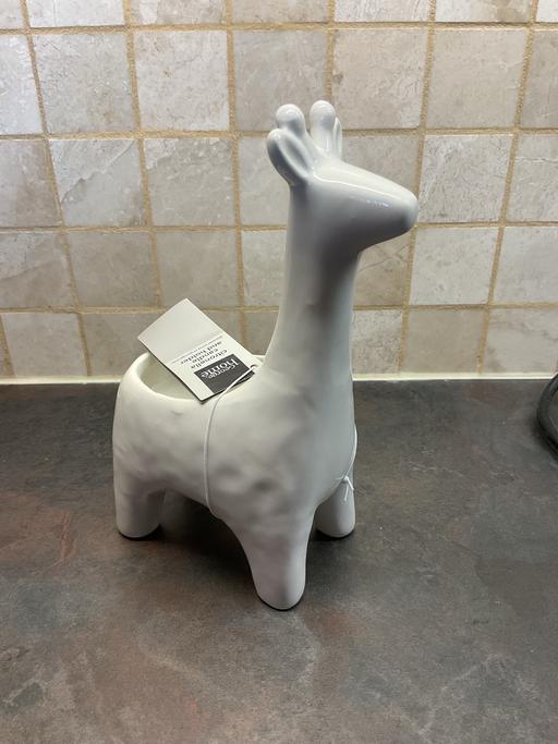 Buy & Sell Roby Knowsley - Photos for Giraffe Shaped Citronella Candle Holder
