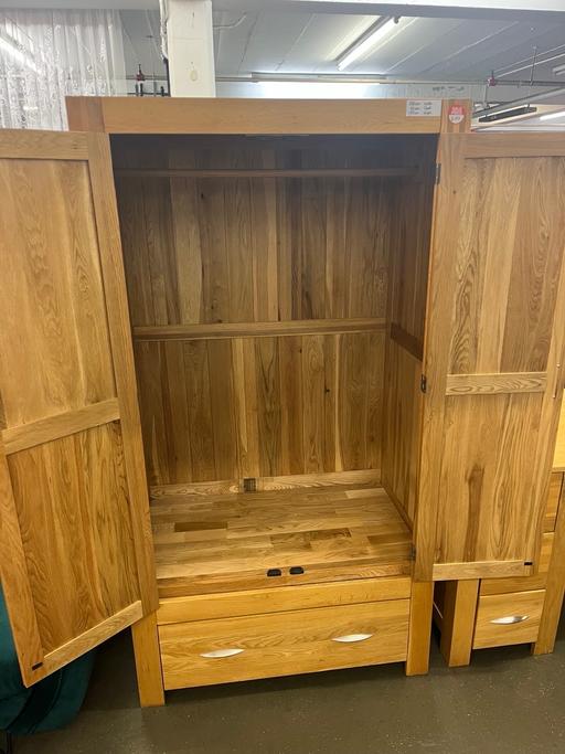 Buy & Sell Dudley West Midlands - Photos for Solid oak wardrobe with draw