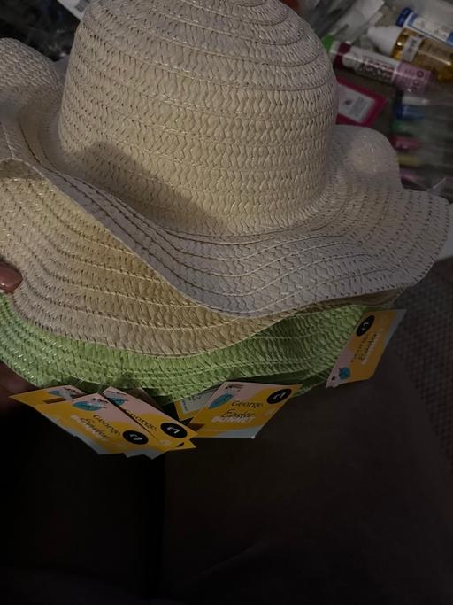Buy & Sell Wednesfield Wolverhampton - Photos for New cream n green Easter bonnets 1£ each