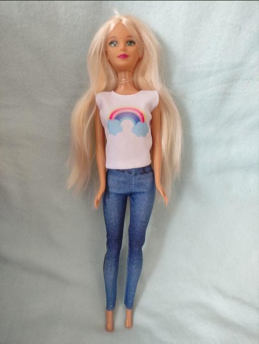 Buy & Sell Grafton Street Industrial Estate West Northamptonshire - Photos for Barbie doll