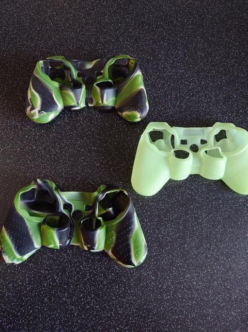 Buy & Sell Woodthorpe Charnwood - Photos for 3 playstation 3 controller skins