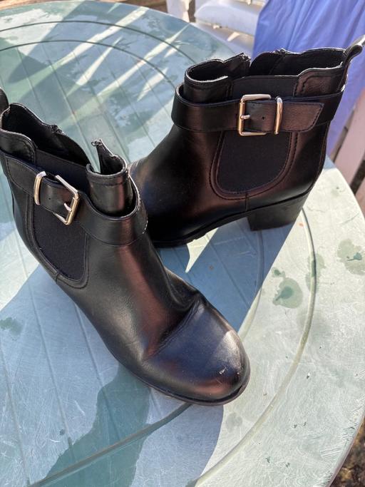 Buy & Sell Shortlands Bromley - Photos for Black leather shoe