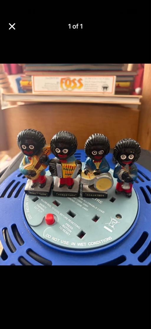 Buy & Sell Kidbrooke South East London - Photos for Vintage 4 figers pottery H3in 1970s