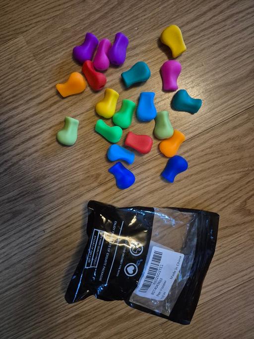 Buy & Sell Crumpsall Manchester - Photos for new 20pk Pen/Pencil Grips