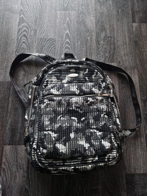 Buy & Sell Stannington Sheffield - Photos for Large black/white ruck sack