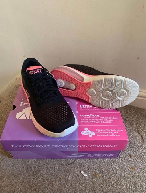 Buy & Sell Gateford Bassetlaw - Photos for Ladies Skechers go walk air 3.0- size 6