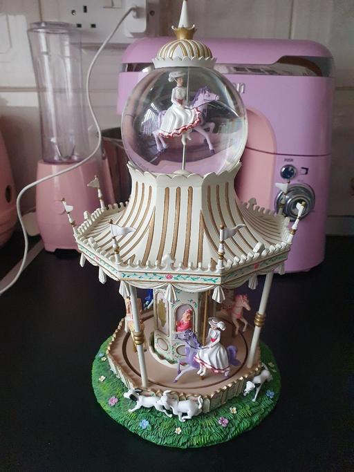 Buy & Sell Upper Gornal Dudley - Photos for large Disney snowglobe Mary poppins