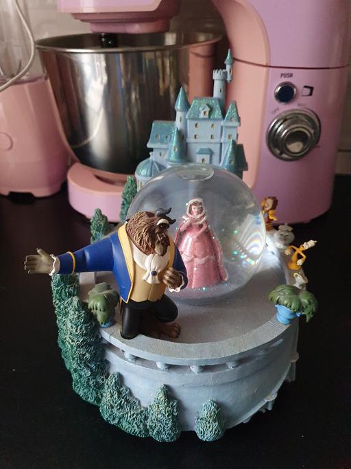 Buy & Sell Upper Gornal Dudley - Photos for large Disney snowglobe beauty and the beast