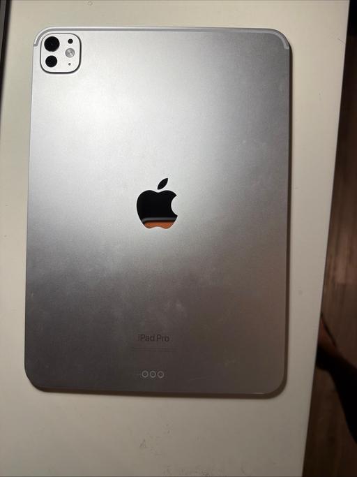 Buy & Sell Piccadilly Manchester - Photos for ipad pro 2024 11 inches 512GB