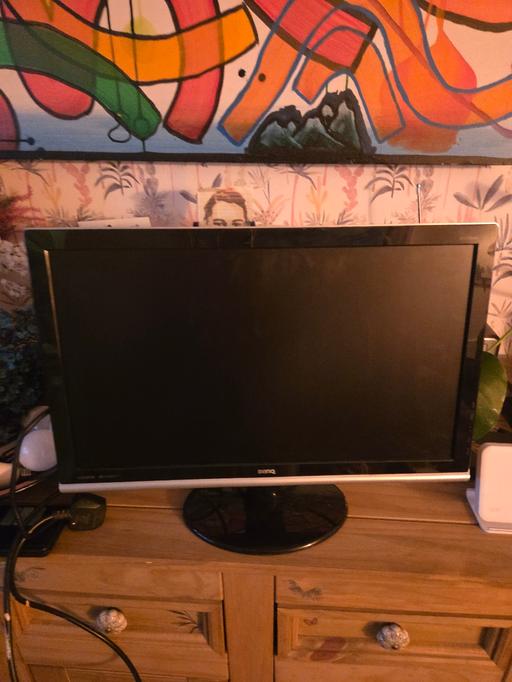 Buy & Sell St Luke`s Central London - Photos for small benz hdmi and avi ports.