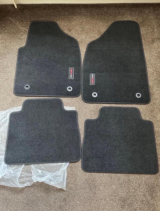 Vehicles Thurnscoe Barnsley - Photos for MG - HS Car Mats