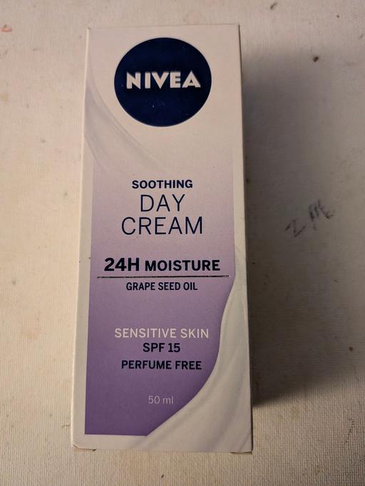 Buy & Sell Georgetown Blaenau Gwent - Photos for Nivea soothing day cream 24 hour moisture gra