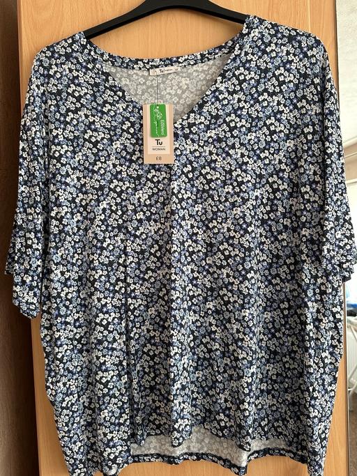 Buy & Sell Rowley Village Sandwell - Photos for Ladies top as new size 22 TU