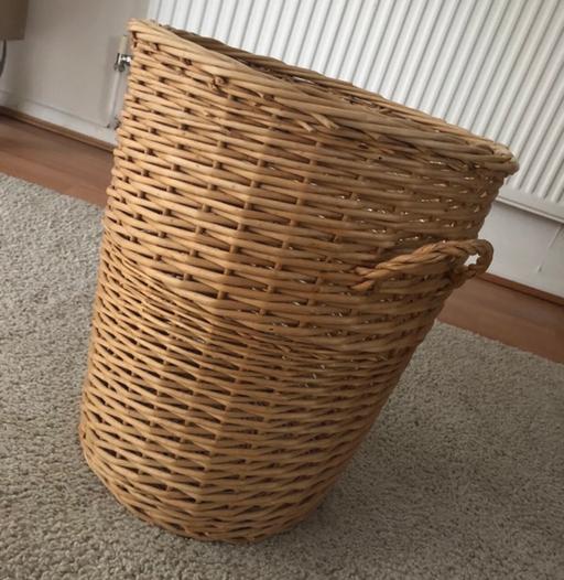 Buy & Sell Arnos Grove North London - Photos for Rattan wicker storage basket