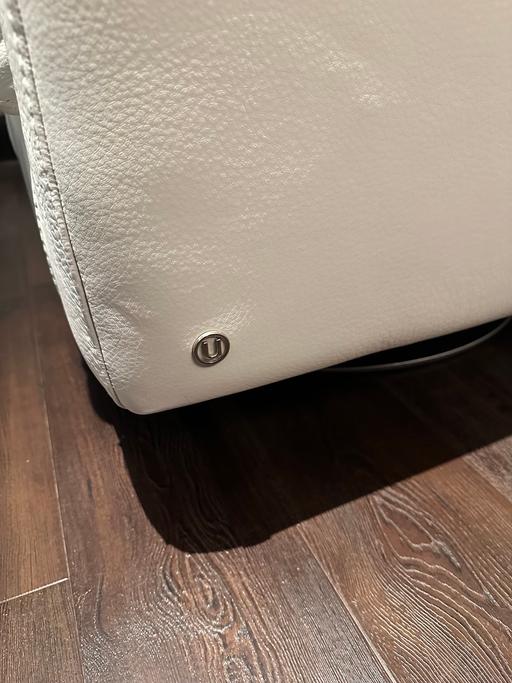 Buy & Sell Aughton West Lancashire - Photos for White Leather Natuzzi sofa 
