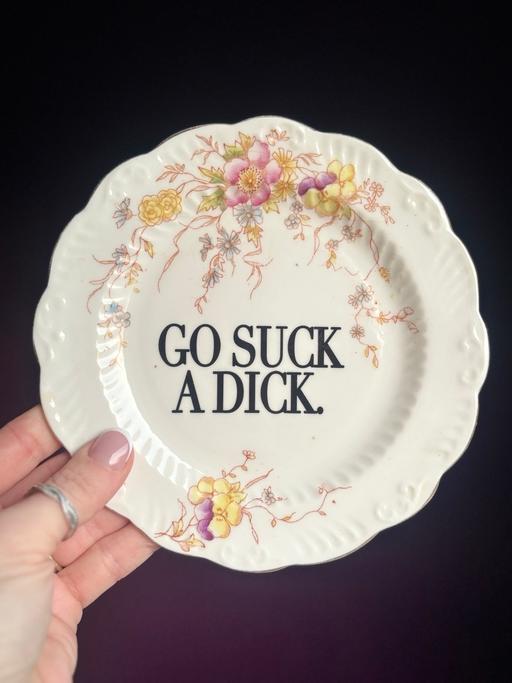 Buy & Sell Dover Town Centre Dover - Photos for Small floral plate, rude