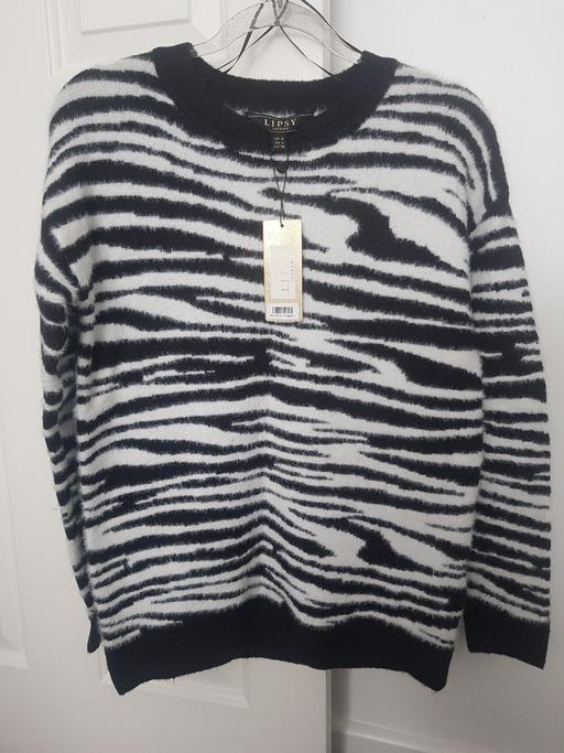 Buy & Sell Wolverhampton West Midlands - Photos for NEW Lipsy zebra stripe jumper