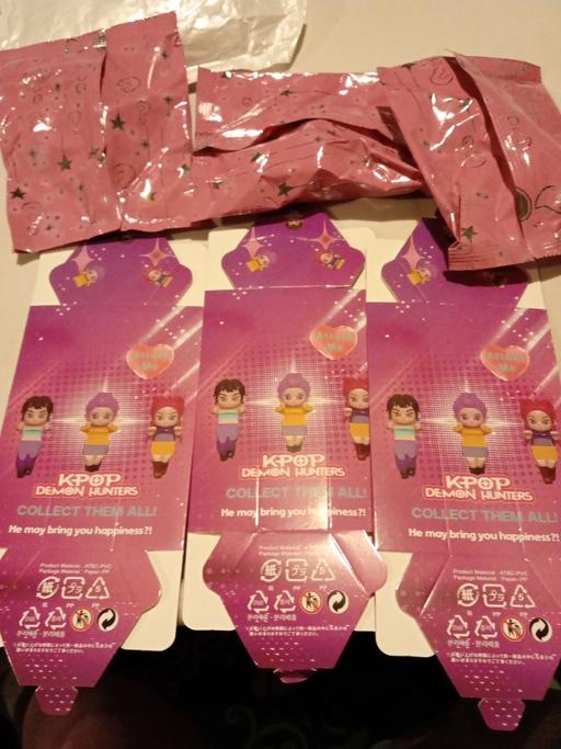 Buy & Sell Horncastle East Lindsey - Photos for brand new KPOP DEMON HUNTER LOT