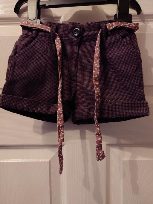 Buy & Sell Woodthorpe Charnwood - Photos for Girls brown shorts size 12-18 months