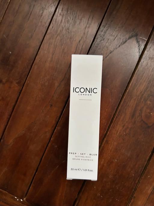 Buy & Sell Barbican Central London - Photos for Iconic London Setting Mist [Free P&P]