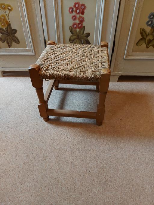 Buy & Sell Selly Oak Birmingham - Photos for Vintage wooden wicker footstool