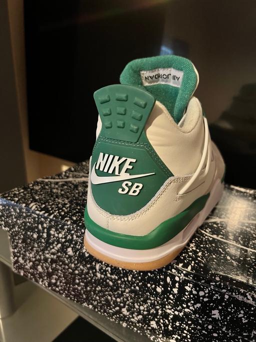 Buy & Sell Cradley Heath Sandwell - Photos for Jordan 4 pine green SB brand new size UK 10
