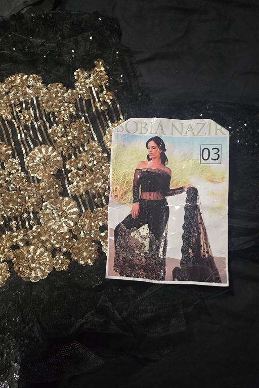 Buy & Sell Sparkhill Birmingham - Photos for sobia nawaz black amd gokd unstiched suit