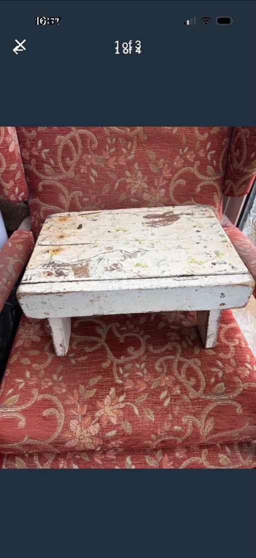 Buy & Sell Kidbrooke South East London - Photos for Old distressed wood stand white