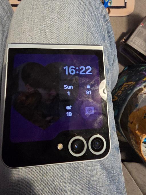 Buy & Sell Paston Peterborough - Photos for samsung flip 6 256.gb