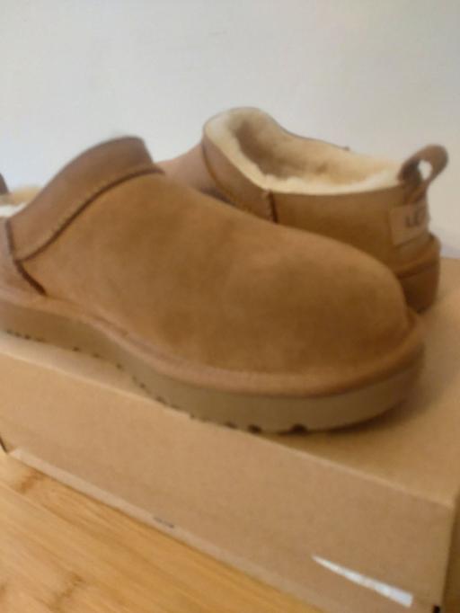 Buy & Sell Langdon Hills Basildon - Photos for micro uggs
