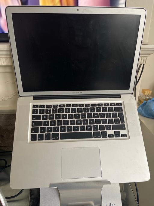 Buy & Sell Barnsbury North London - Photos for MacBook Pro (2009 spares/repairs -2TB drive