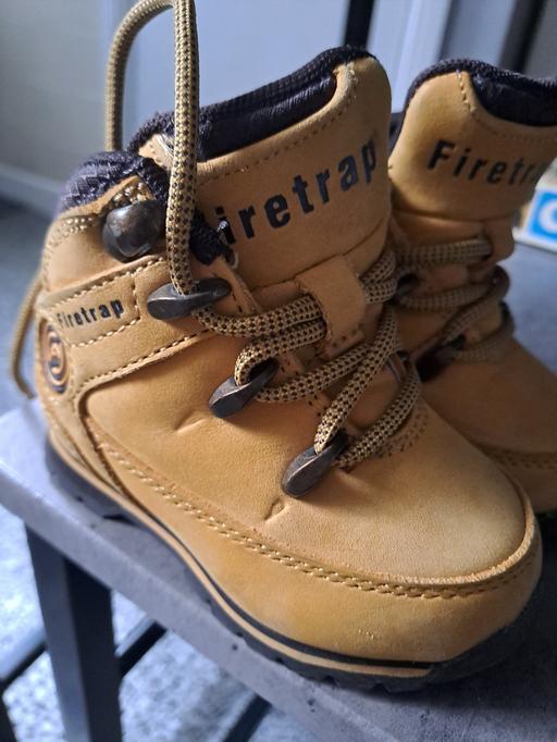 Buy & Sell Gleadless Valley Sheffield - Photos for fire trap baby shoes