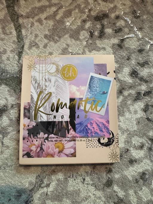 Buy & Sell Tottenham North London - Photos for Revolution Romantic Nomad eye palette