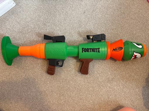 Buy & Sell Bradley Wolverhampton - Photos for Fortnite nerf gun.