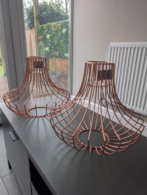 Buy & Sell Farnham Royal Buckinghamshire - Photos for copper-effect wireframe pendant light shades.