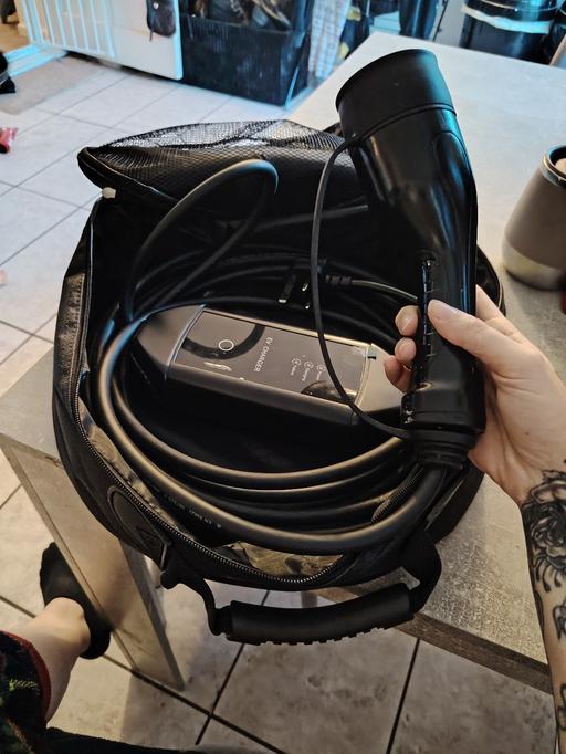 Vehicles North Benfleet Basildon - Photos for vorsprung car charger