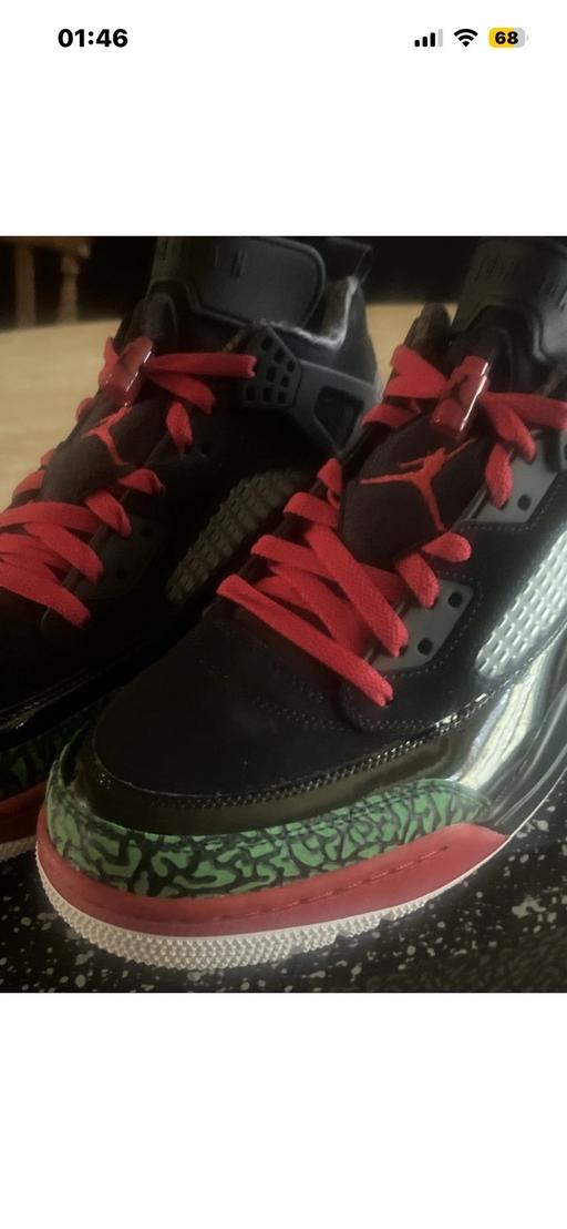 Buy & Sell High Barnet Barnet - Photos for Jordan Spizike Low