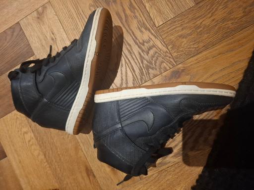 Buy & Sell New Addington Croydon - Photos for Nike wedge trainers size 6