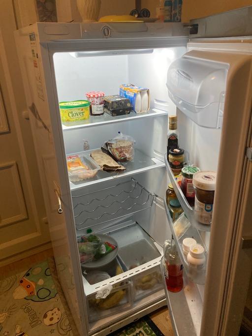 Buy & Sell Norbury South West London - Photos for Fridge Hotpoin